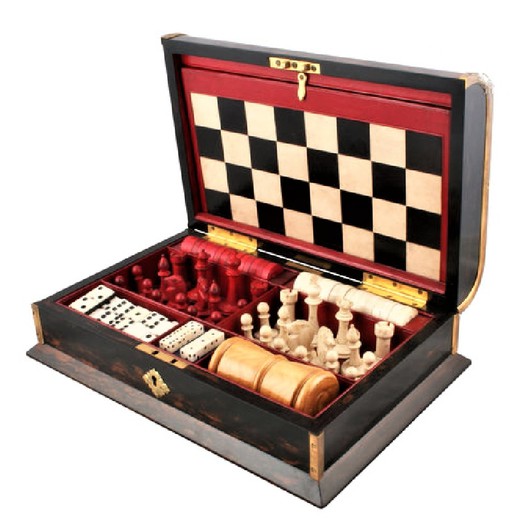 The games box XIX century