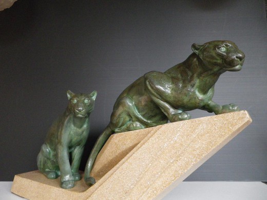 Antique sculpture "Panthers"