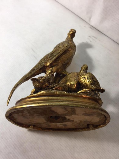 Antique sculpture "Pheasant with a chick."