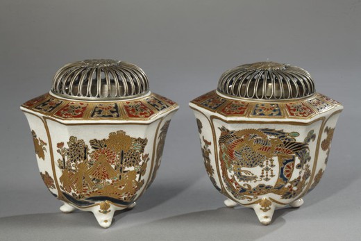 Antique twin vases Satsuma