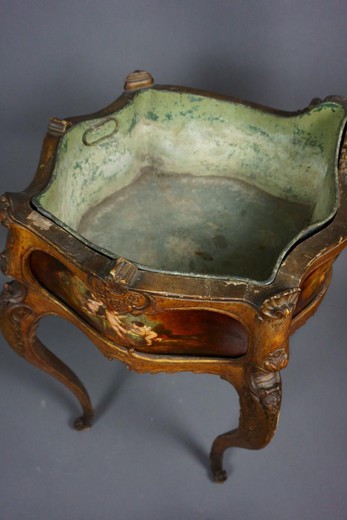 Very rare antique over-pot