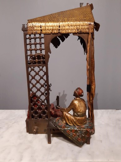 Antique sculpture lamp "Oriental bench"
