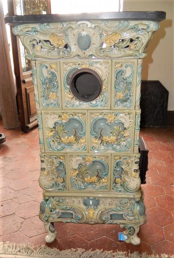 Antique Sarreguemines Oven