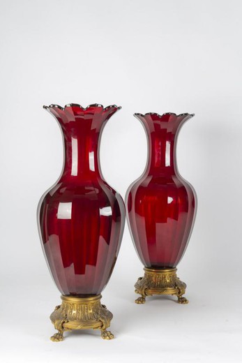 Антикварные вазы «Баккара»