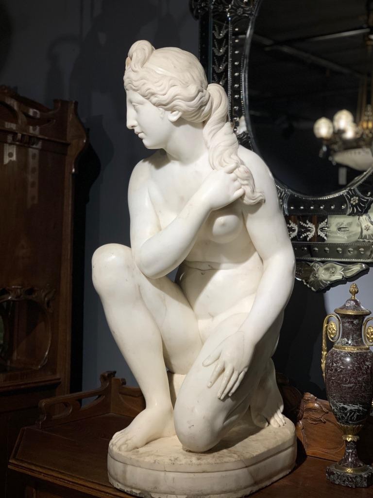 Antique sculpture "Venus"