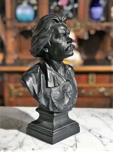 Antique sculptural portrait "Maxim Gorky"