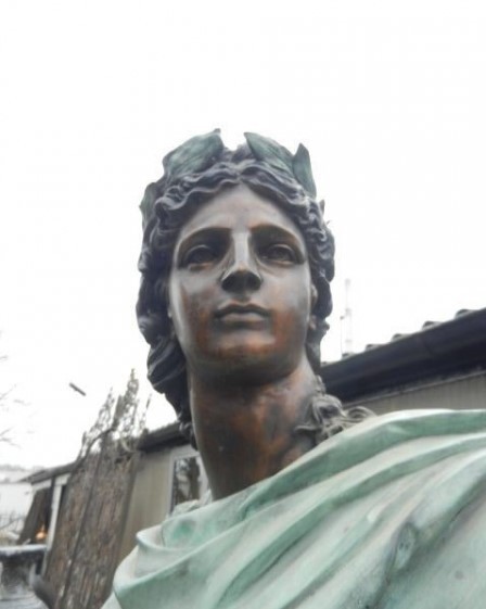 Bronze sculpture of a hunter