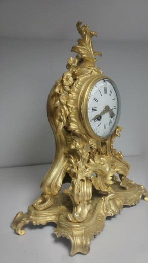 галерея винтажных часов предметов декора и интерьера из золоченой бронзы в стиле людовика 15