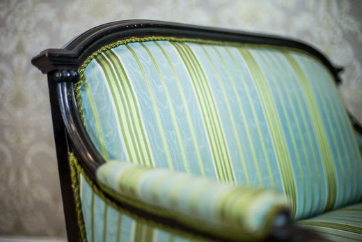Антикварный диван в стиле Наполеона III