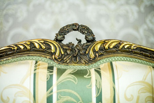Antique sofa Louis XVI