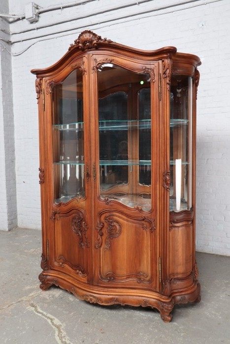 Antique showcase