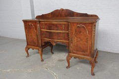 Antique chest of drawers