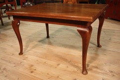 Laconic Dutch table