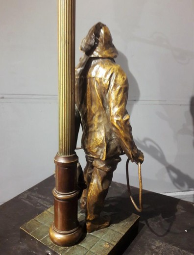 Бронзовый матрос скульптура торшер