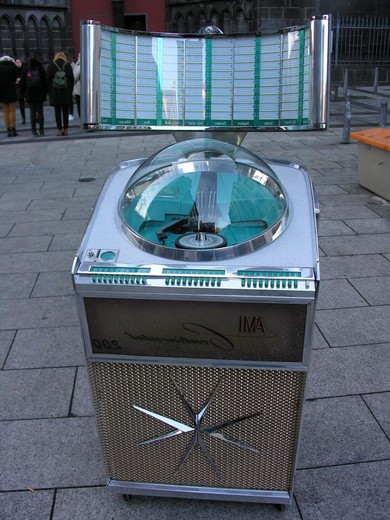 антикварный jukebox купить в москве, винтажный джукбокс купить, анктиварный музыкальный аппарат купить в москве, винтажный музыкальный атвомат купить, винтажные jukebox