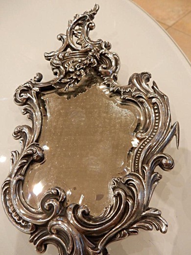 старинное зеркало в стиле рококо, серебряное анктиварное зеркальце в стиле рококо, анктиварные подарки зеркало из серебра, серебряное зеркало с пробой купить, анктиварное урчное серебряное зеркало купить, старинное ручное серебряное зеркало купить