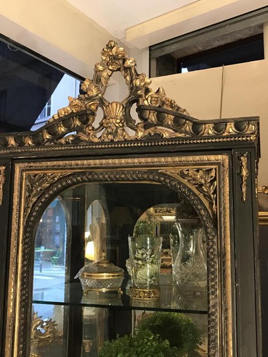 галерея старинной мебели предметов декора и интерьера из дерева с золочением в стиле Наполеона III в Москве