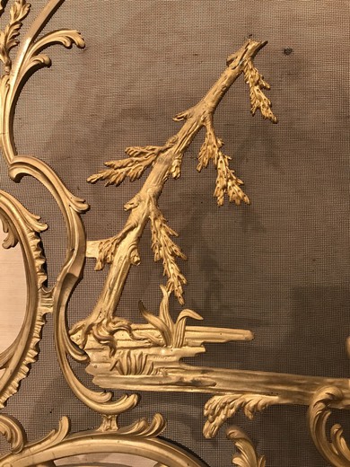 винтажный каминный экран в стиле рококо из золоченой бронзы Людовика XV купить в Москве
