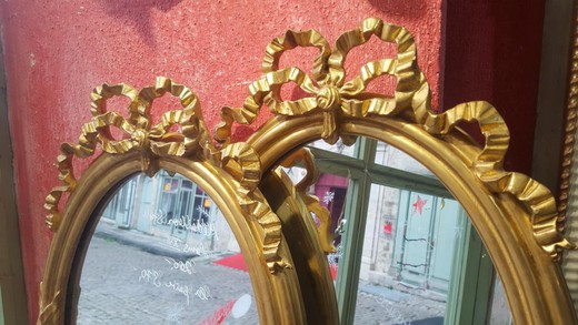 старинные парные зеркала в раме из золоченого дерева в стиле Людовика XVI купить в Москве, галерея старинных зеркал предметов декора и интерьера в стиле Людовика XVI из золоченого дерева