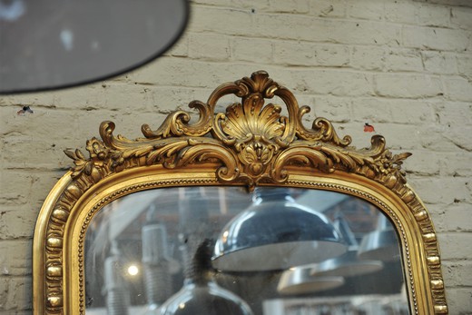 антикварная галерея зеркал предметов декора и интерьера в стиле Людовика XV из золоченого дерева в Москве