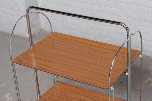 старинный сервировочный столик из хромированного металла и дерева