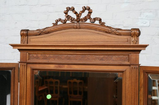 старинный дамский столик в стиле людовика 16 из ореха, старинная мебель из ореха в стиле людовика 16