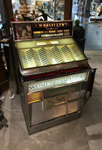Musical apparatus Wurlitzer 2700