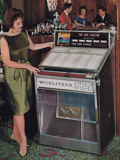 Винтажный музыкальный аппарат Wurlitzer 2700