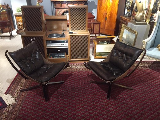 Antique pair armchairs «Falcon»