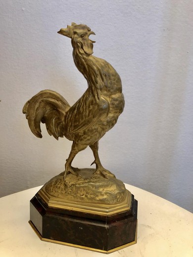 Antique sculpture "Rooster"