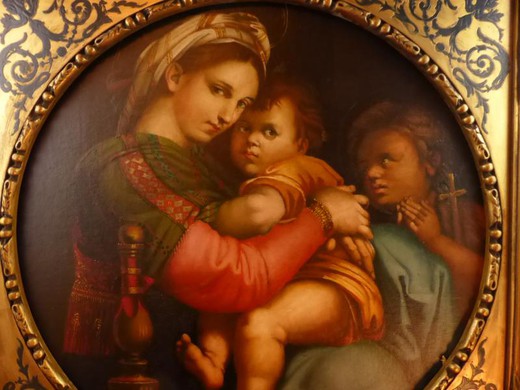 Antique painting of a Virgin Mary