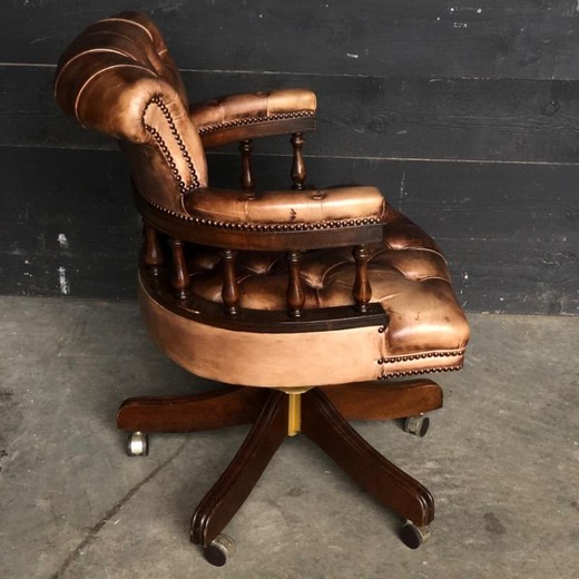 Антикварное офисное кресло из кожи