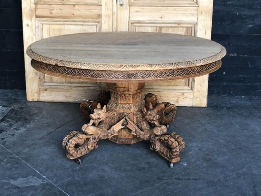 Antique hunting style dining table