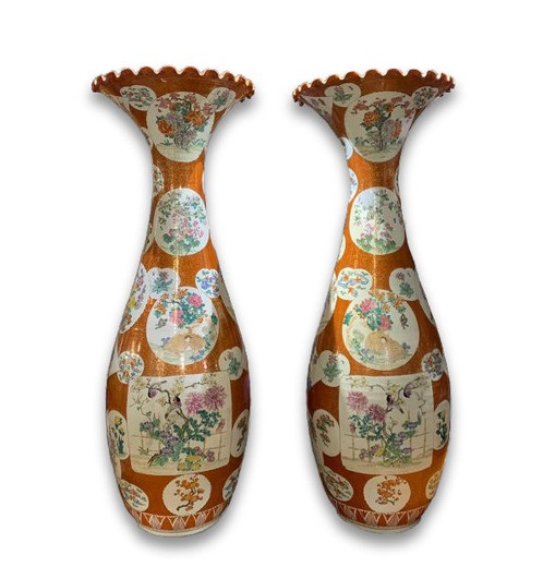 Антикварные парные вазы Арита