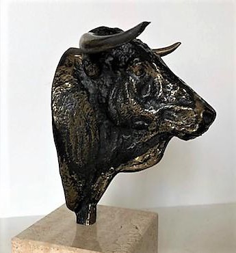 Antique sculpture "Bull's head"