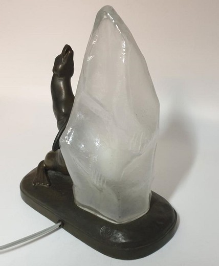 Антикварная скульптура-светильник "Морской лев"