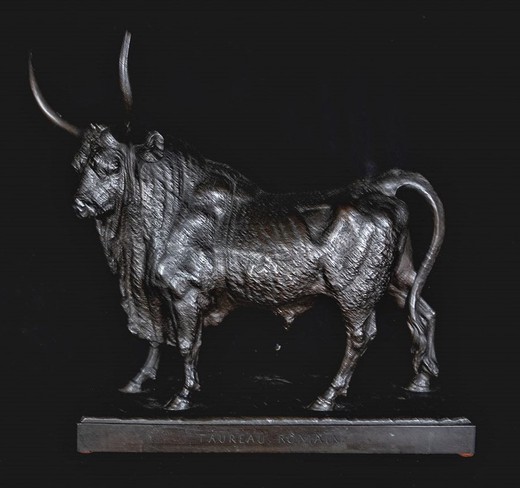 Ancient sculpture "Roman bull"