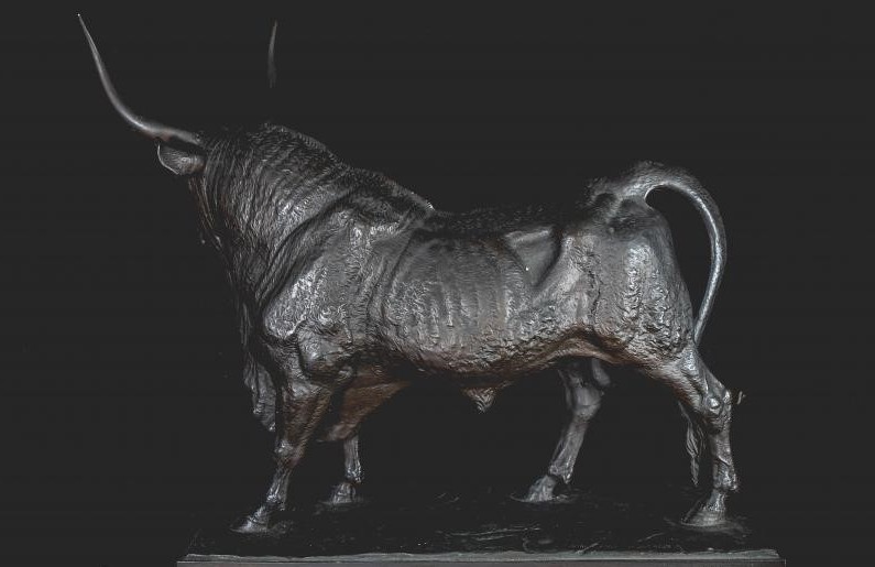 Ancient sculpture "Roman bull"