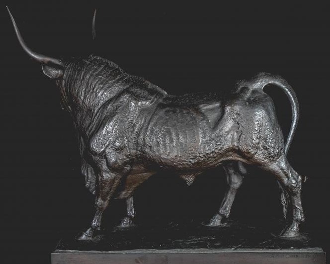 Ancient sculpture "Roman bull"