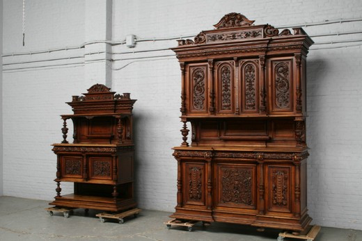 антикварный буфет и сервант из ореха, стиль ренессанс