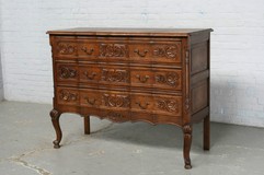Country French Chest of drawers