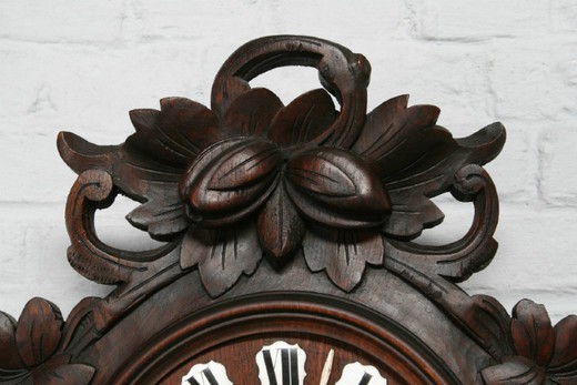 старинные настенные часы в охотничьем стиле, дуб