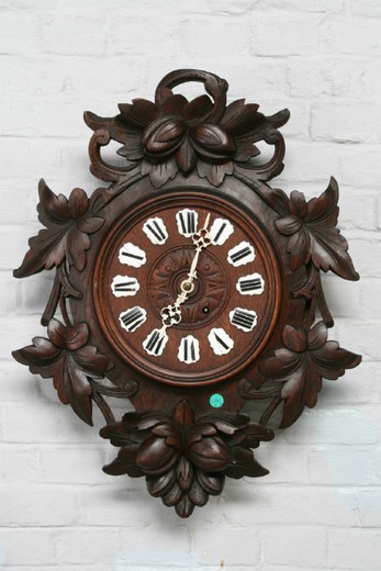 винтажные часы из дуба в охотничьем стиле, 1900 год
