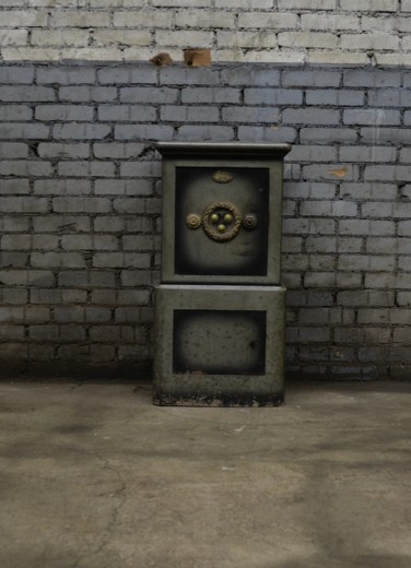 old safe patina