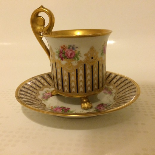 антикварная фарфоровая чашка и блюдце, 19 век