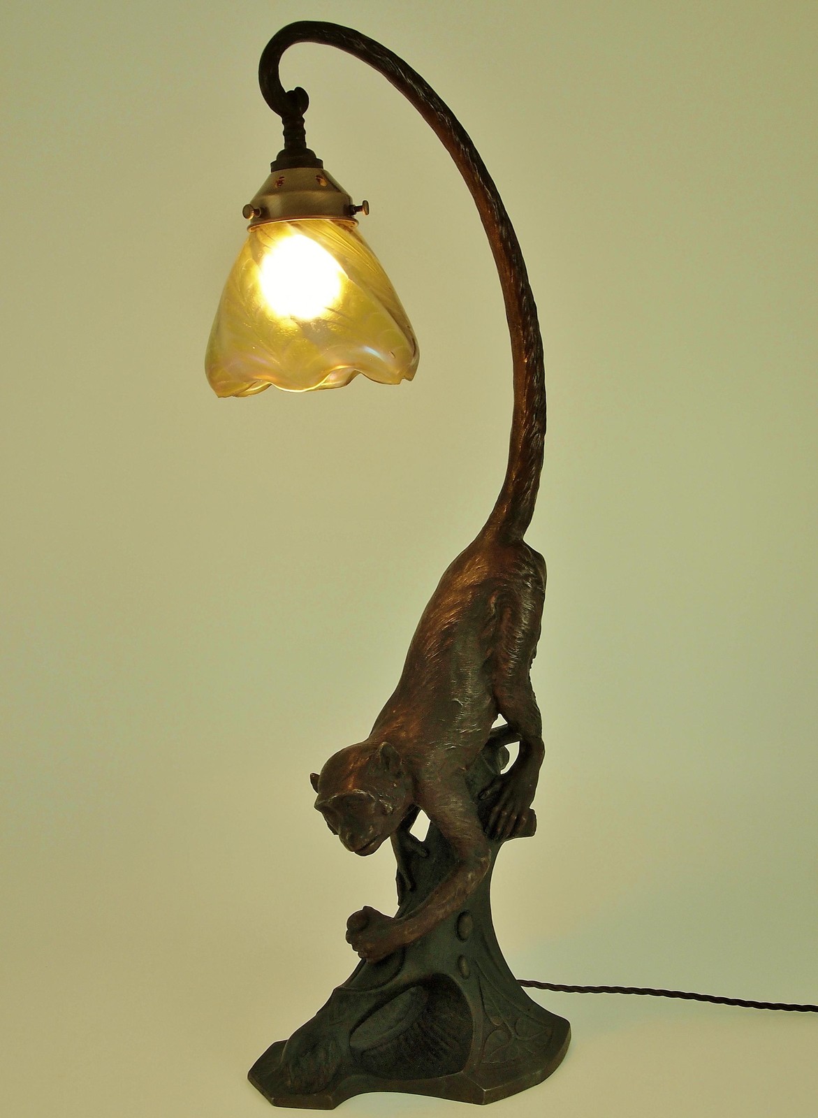 BersoАнтик Antique Monkey Art Nouveau Table Lamp