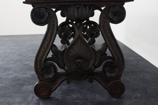антикварная мебель - узкий стол в стиле неоренессанс, конец 19 века