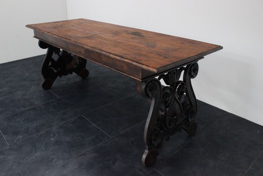 старинная мебель - узкий стол в стиле неоренессанс, конец 19 века