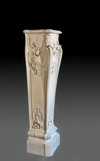 antique wooden column