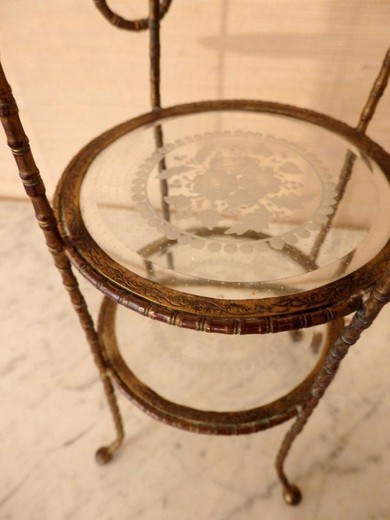 антикварный стол из золоченой бронзы
